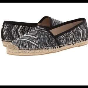 Sam Edelman Lynn Black White Woven Espadrille 7 European summer costal grandma